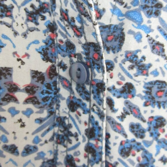 Lila Rose Long Sleeve Dress -  Button Closure and Sleeve - Classic Pattern - Picture 6 of 14